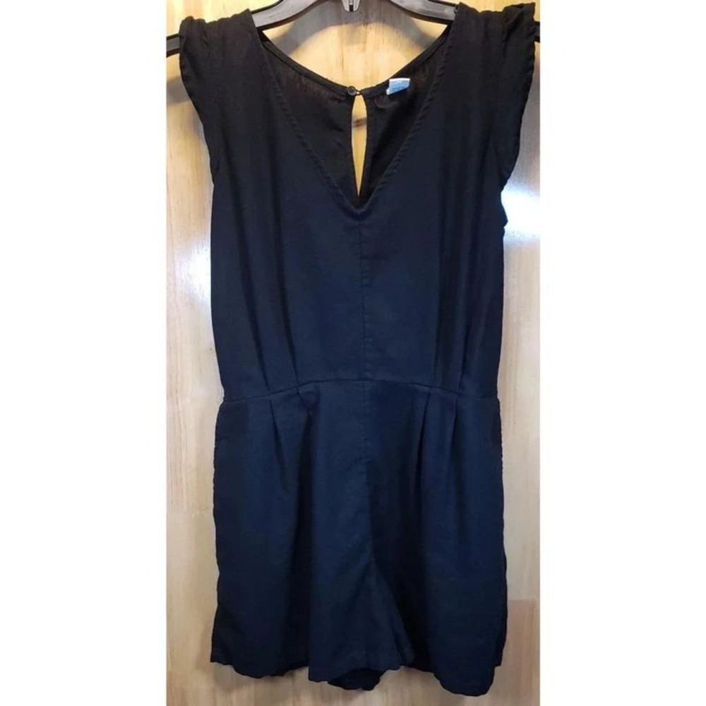 Old Navy Petite Small Black Linen Blend Flutter Sleeve Romper 447787-00